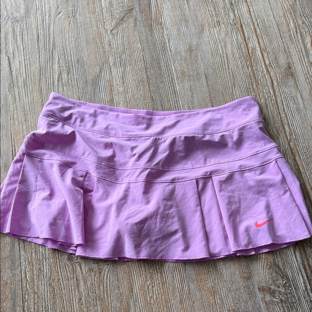 Nike Pickleball Tennis Skirt Skort XL Lilac Flowy lightweight with shorts